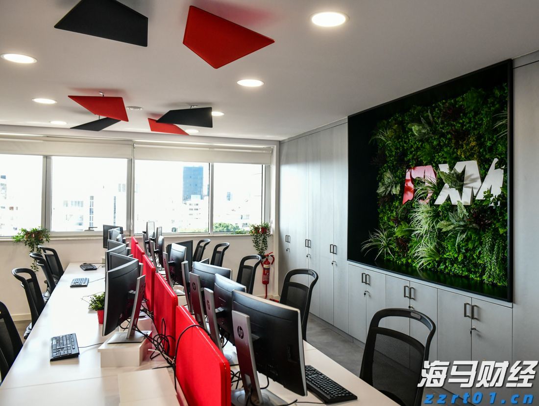 工行庐江支行暖心服务送上门 真情关怀零距离